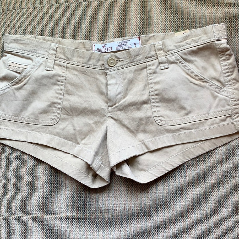 Hollister Shorts NWT, Size 5 (w27)